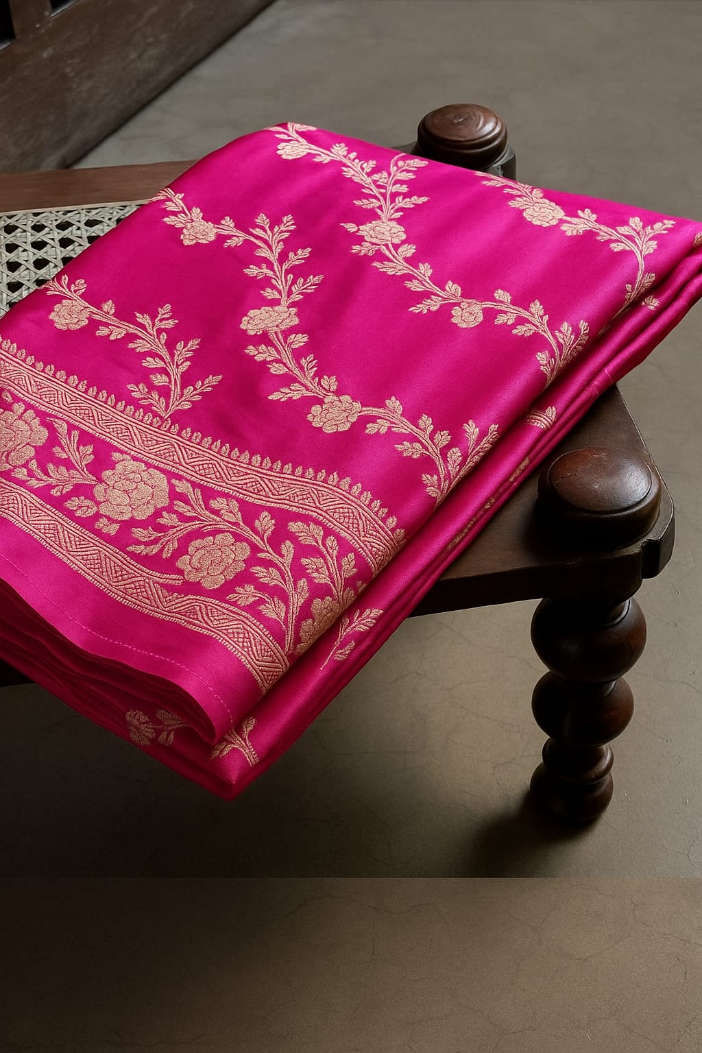 Banarasi soft mashru silk saree with traditional zari work Designer wedding & festive wear saree for Women’s
