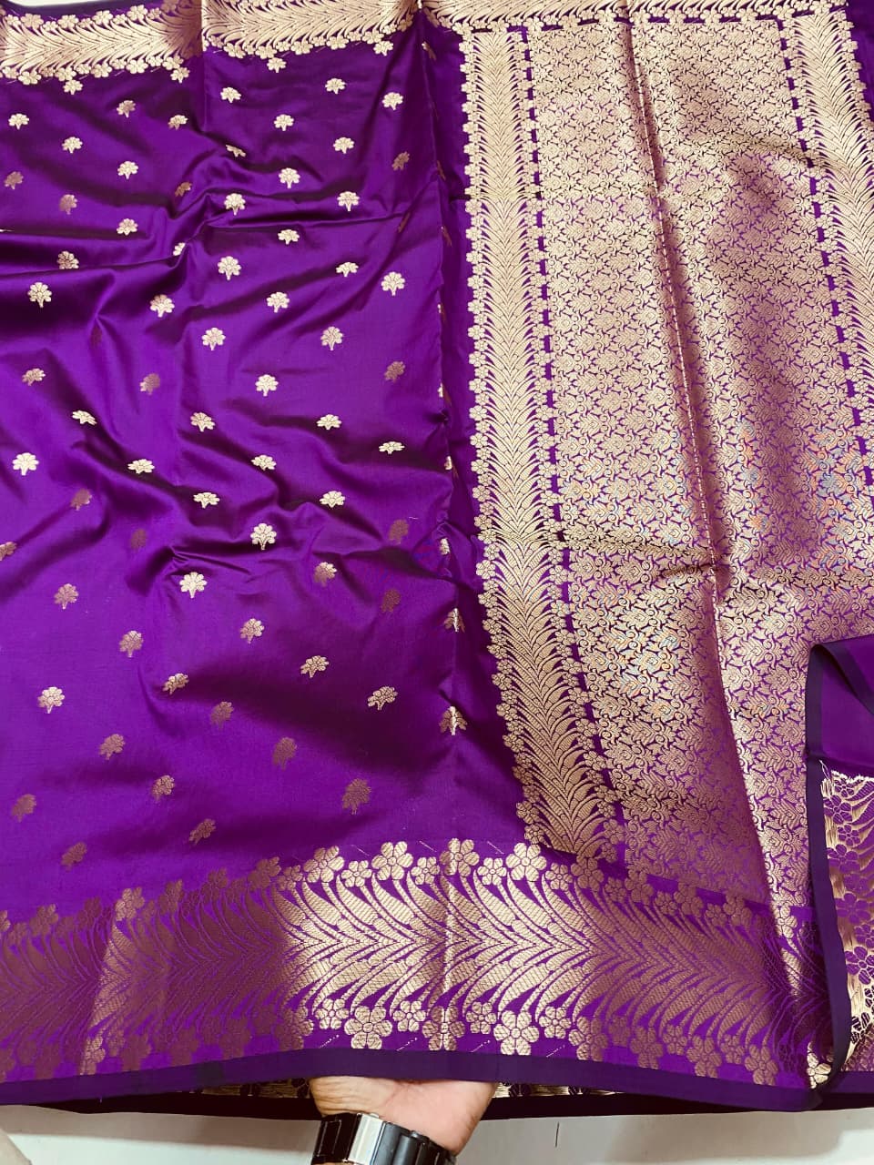 Purple Banarasi Silk Saree with Intricate Golden Zari Weaving