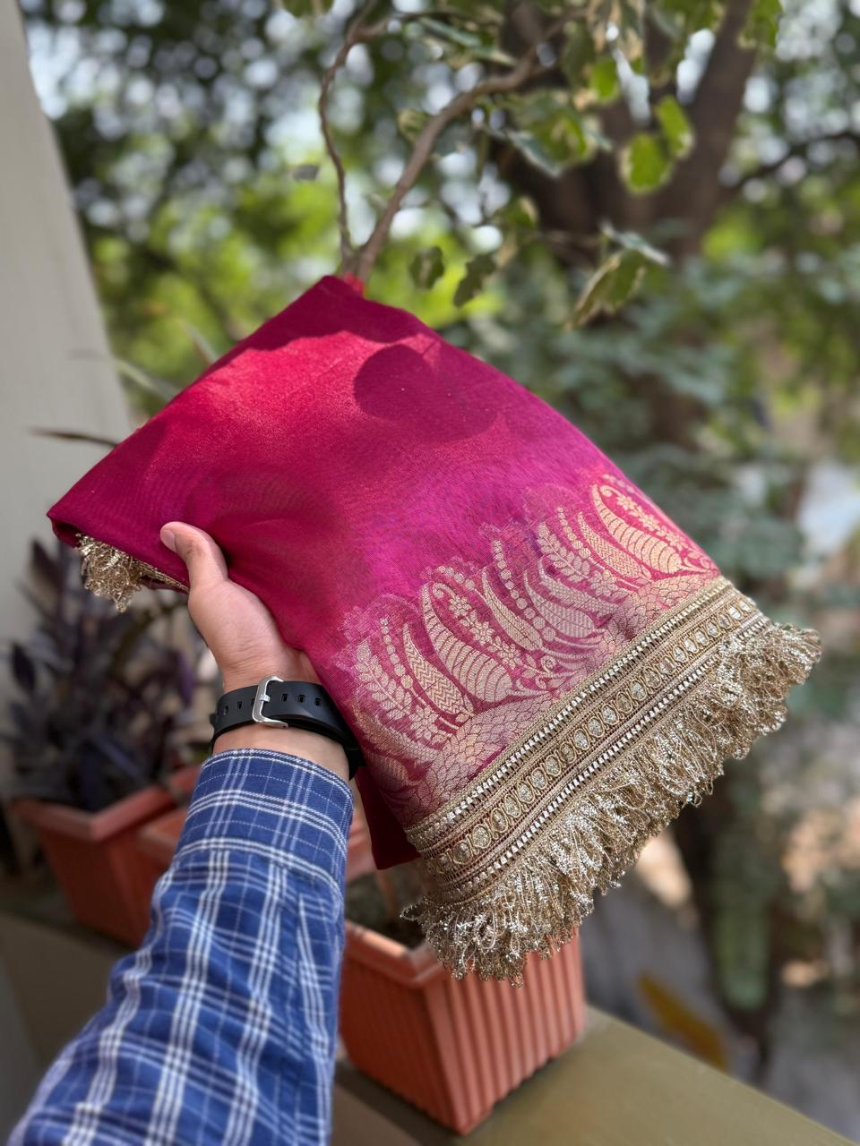 Maharani Pink Tissue Banarasi Saree with Golden Zari Weaving